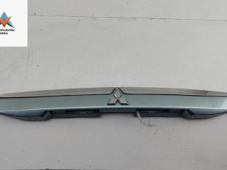 накладка подсветки номера Mitsubishi Space Star 1 поколение [рестайлинг] 2003, 1.9 л., дизель, МКПП, зелёный, минивэн, MR245529