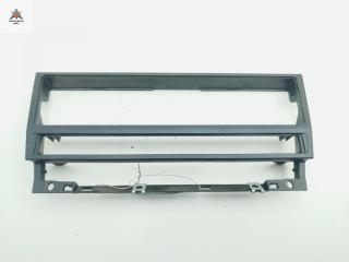 рамка под магнитолу BMW 5 серия E39 [рестайлинг] 2001, 3.0 л., дизель, АКПП, серый, универсал, 8247302