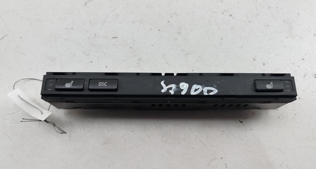 кнопка обогрева сидений BMW 3 E46 2004, 2.2 л., бензин, МКПП, чёрный, универсал, 6925501
