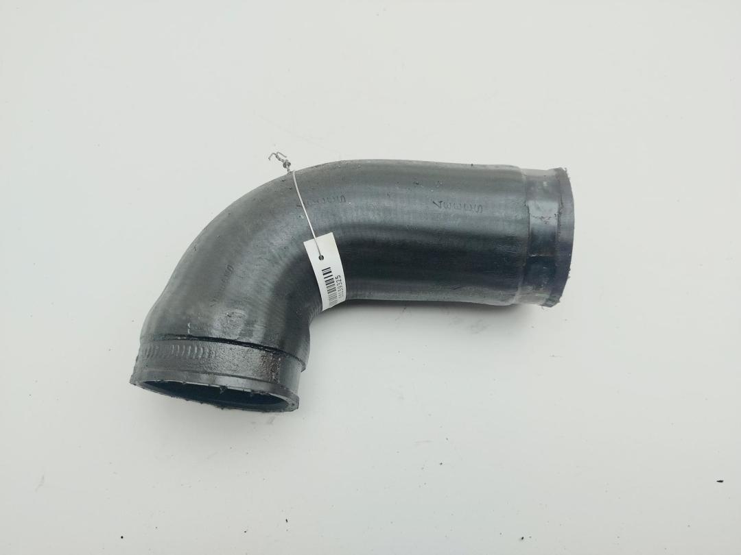 патрубок интеркулера BMW 5 E39 2003, 3.0 л., дизель, АКПП, чёрный, универсал, 2247967