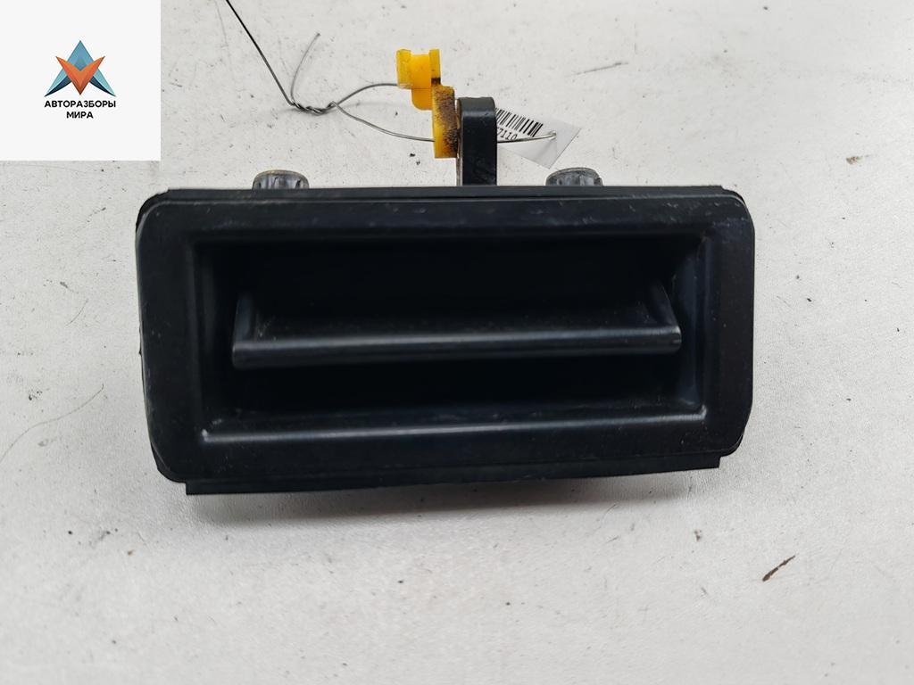 ручка крышки багажника Kia Rio 2 поколение 2005, серый, хетчбэк 5 дв., 817201G020 - фото №1