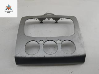 рамка под магнитолу Ford Focus 2 поколение [рестайлинг] 2009, 1.6 л., дизель, МКПП, чёрный, универсал, 7M5118522A