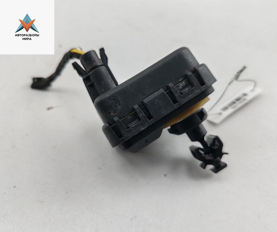 корректор фар Opel Vectra B 1998, 1.6 л., бензин, МКПП, серый, седан - фото №1