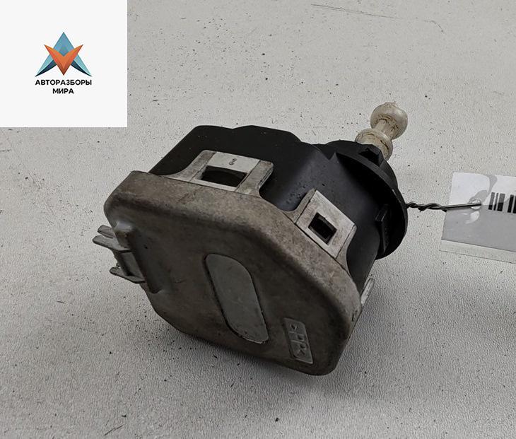 корректор фар Opel Signum C 2003, 2.2 л., бензин, МКПП, серый, хетчбэк 5 дв., 00787806 - фото №1