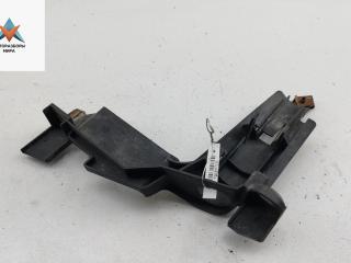 крепление фары правой BMW 3 серия E46 [рестайлинг] 2004, 2.2 л., бензин, МКПП, чёрный, универсал, 130107318