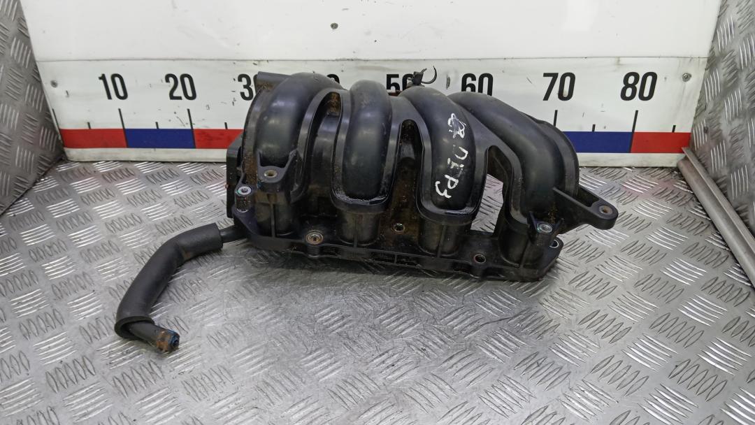 коллектор впускной Kia Venga 1 поколение 2012, 1.4 л., бензин, МКПП, хетчбэк 5 дв. - фото №1