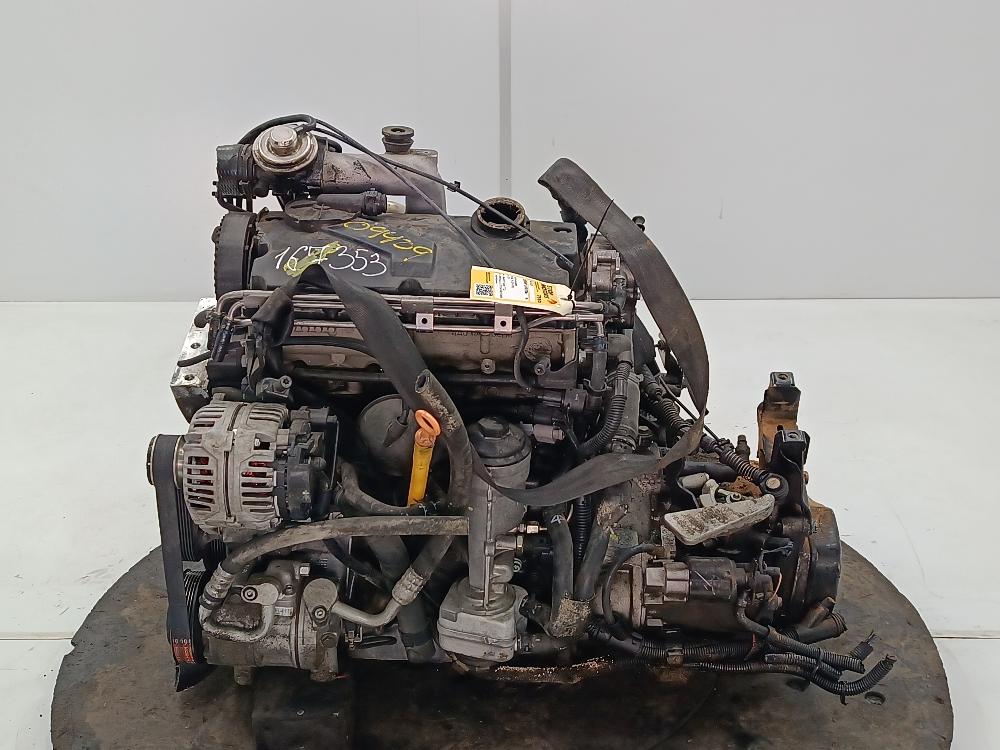 двигатель Volkswagen Polo 4 поколение 2004, цвет, ATD - фото №1