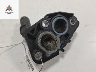 фланец (тройник) системы охлаждения Renault Megane 2 поколение [рестайлинг] 2008, 1.5 л., дизель, МКПП, серый, универсал, 800386710