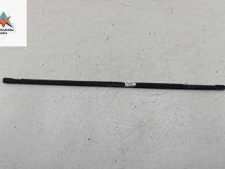 Молдинг стекла двери наружный Volkswagen Passat B3 1991, 1.8 л., бензин, МКПП, зелёный, универсал