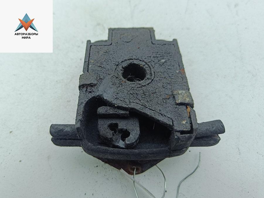 замок капота BMW 3 серия E46 1999, 2.0 л., дизель, МКПП, зелёный, седан - фото №1