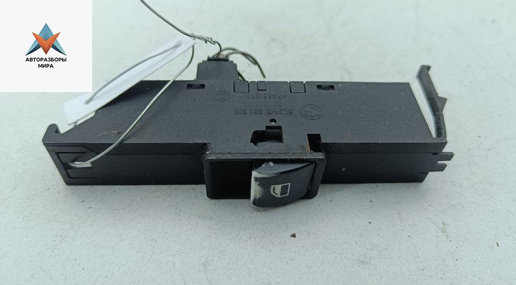 кнопка стеклоподъемника переднего левого BMW 3 серия E46 1999, 2.0 л., дизель, МКПП, зелёный, седан, 8381511 - фото №1