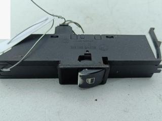 кнопка стеклоподъемника переднего левого BMW 3 серия E46 1999, 2.0 л., дизель, МКПП, зелёный, седан, 8381511