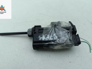 замок лючка топливного бака Renault Scenic 2 поколение [рестайлинг] 2008, 2.0 л., бензин, МКПП, серый, минивэн, 8200305732