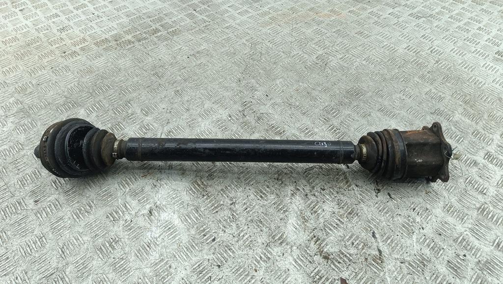 полуось передняя правая (приводной вал, ШРУС) Volkswagen Caddy 3 поколение 2006, 1.9 л., дизель, АКПП, серый, фургон - фото №1