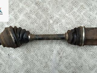 полуось передняя левая (приводной вал, ШРУС) Volkswagen Caddy 3 поколение 2006, 1.9 л., дизель, АКПП, серый, фургон