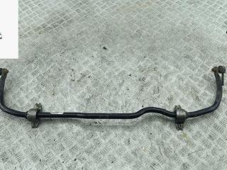 стабилизатор подвески передний Volkswagen Passat B7 2013, 2.0 л., дизель, МКПП, чёрный, универсал