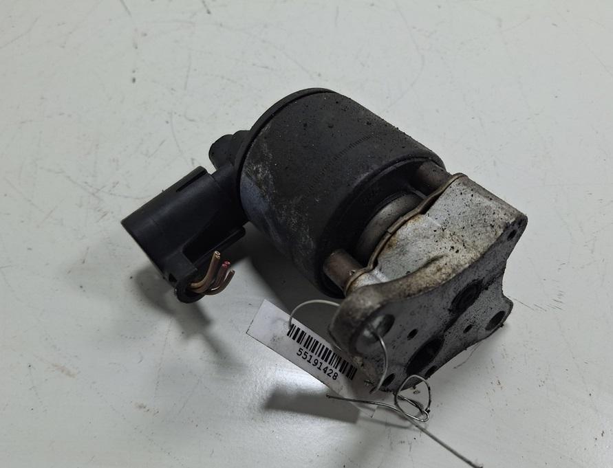 клапан EGR Opel Omega B 2000, 2.2 л., бензин, МКПП, чёрный, универсал, 9410722292A