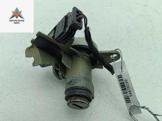 кнопка открытия багажника Audi A4 B6 2001, 1.8 л., Ti, бензин, МКПП, чёрный, седан, 8E0827573