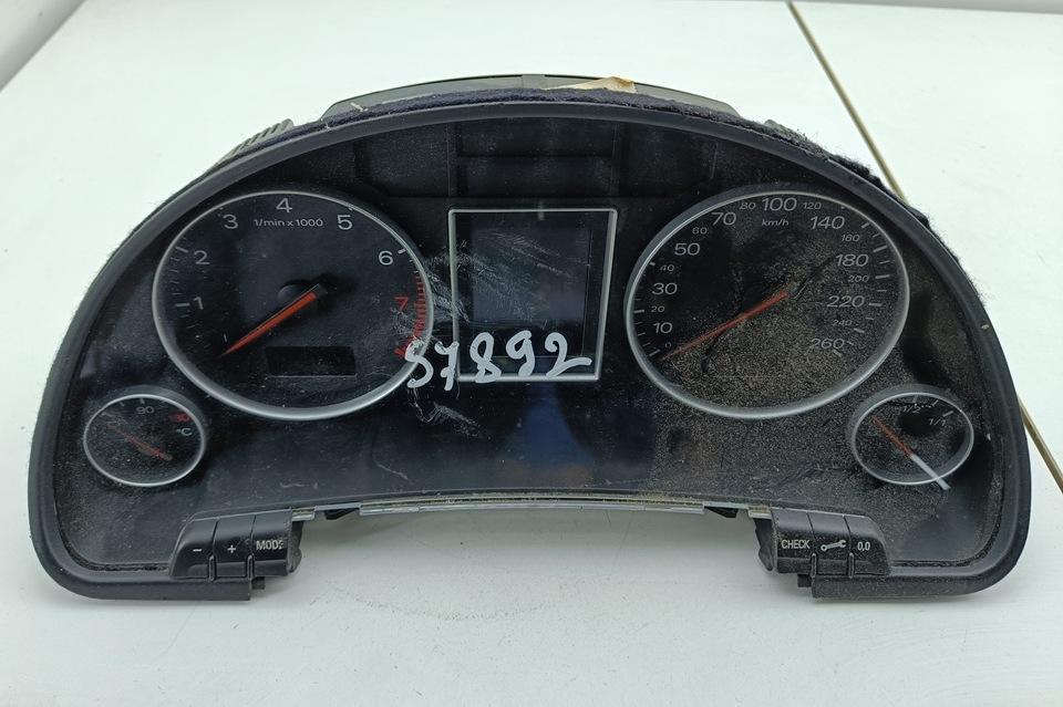 приборная панель Audi A4 B6 2001, 2.0 л., бензин, МКПП, серый, седан, 8E00920900F