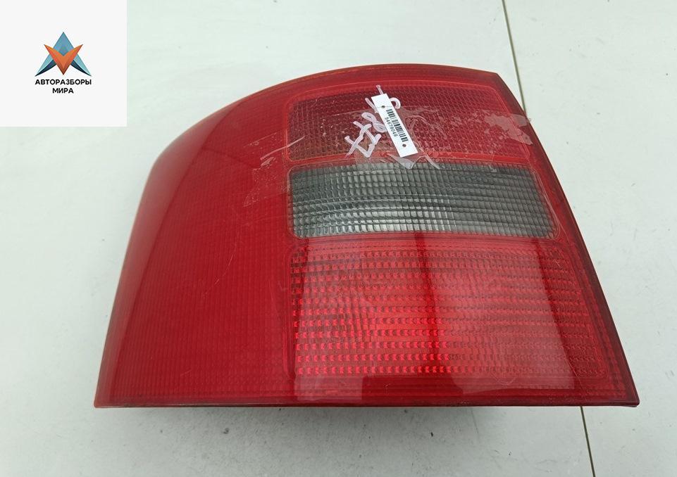 фонарь задний левый Audi A6 4B/C5 2000, 2.5 л., дизель, АКПП, красный, универсал, 4B9945095D - фото №1