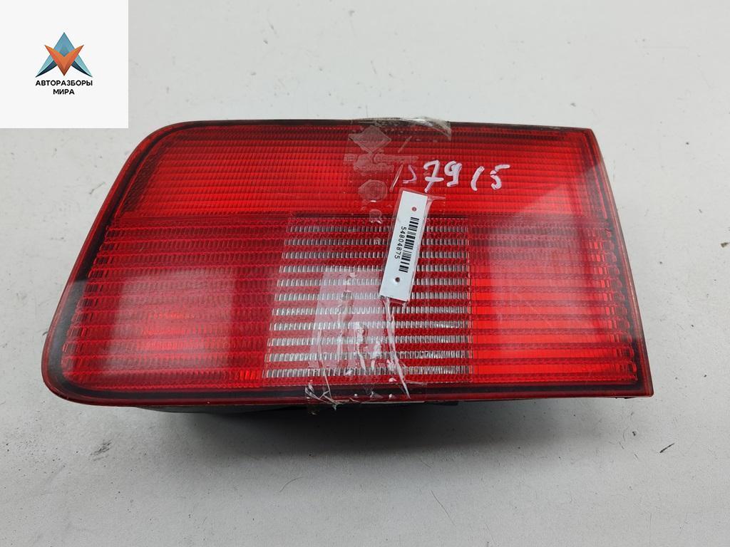 фонарь крышки багажника правый BMW 5 серия E39 1999, 3.0 л., дизель, АКПП, серый, универсал, 8361674 - фото №1