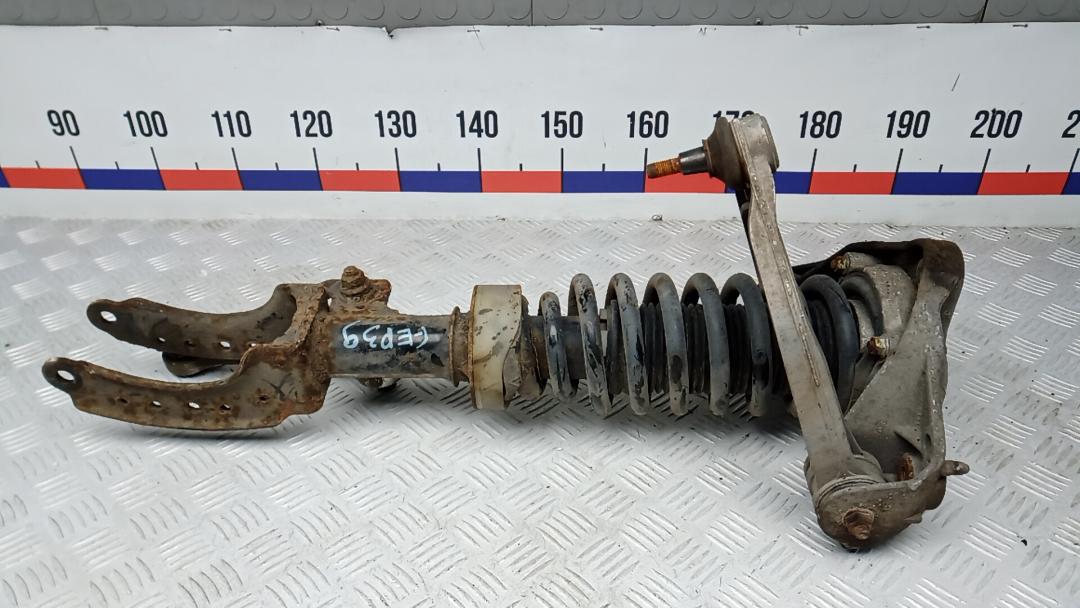 Стойка Volkswagen Touareg 1 поколение 2005, 2.5 л., дизель, АКПП, внедорожник 5 дв. - фото №1