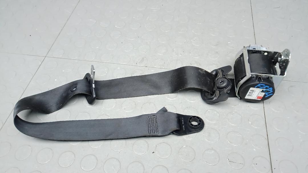 ремень безопасности Land Rover Discovery 4 поколение 2012, 3.0 л., SD V6, дизель, АКПП, внедорожник 5 дв. - фото №1