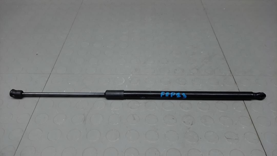 амортизатор крышки багажника (3-5 двери) Hyundai Tucson 4 поколение 2022, 1.6 л., бензин, МКПП, внедорожник 5 дв., 81840N7000 - фото №1