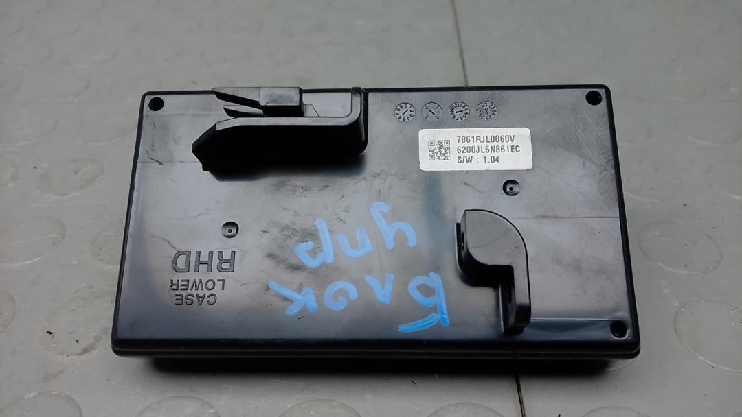 блок управления (другие) Hyundai Tucson 4 поколение 2022, 1.6 л., бензин, МКПП, внедорожник 5 дв., 97255N7861 - фото №1