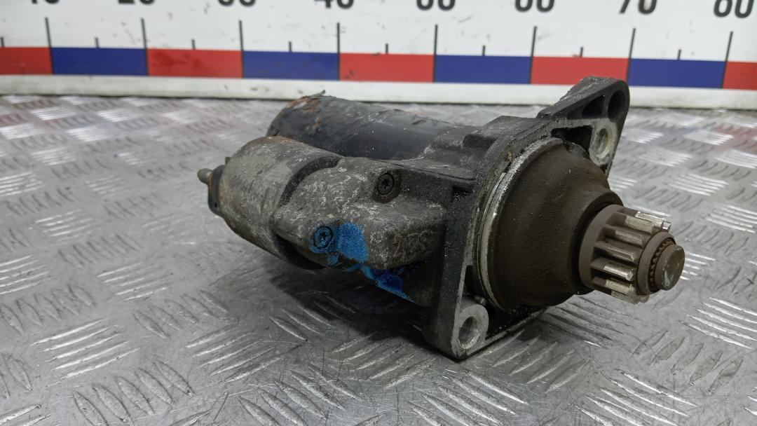 стартер Volkswagen Passat B7 2011, 1.6 л., дизель, МКПП, седан, BN - фото №1