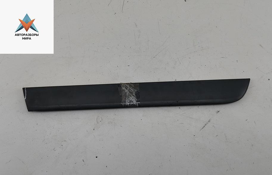 молдинг двери задней левой Audi A4 B6 2001, 1.8 л., Ti, бензин, МКПП, чёрный, седан, 8E0853969 - фото №1