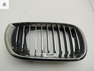 решетка радиатора BMW 3 серия E46 [рестайлинг] 2002, серый, седан, 7030550