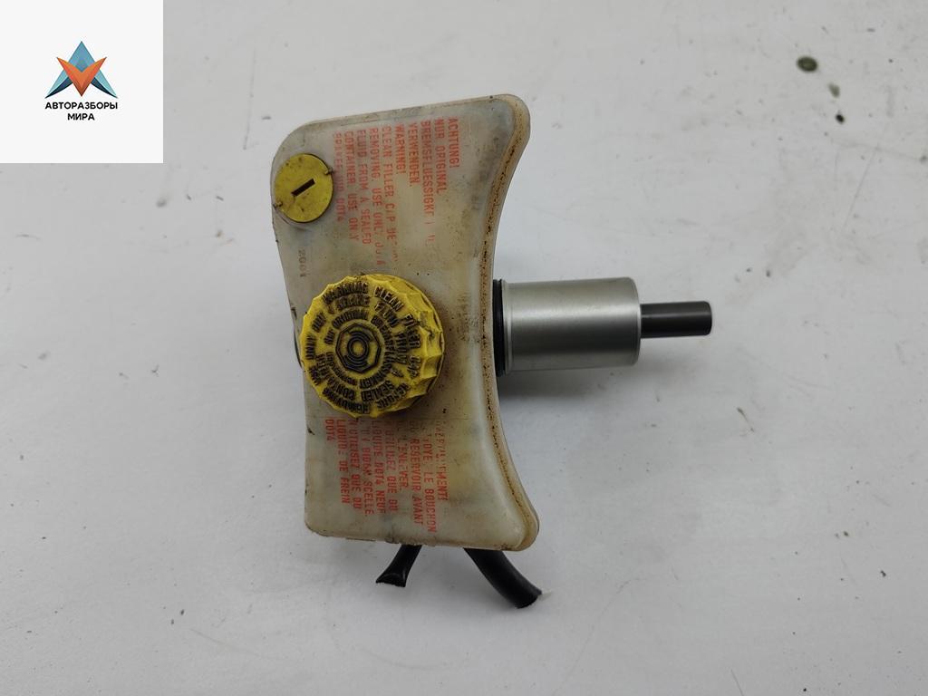 цилиндр тормозной главный Audi A4 B6 2001, 1.8 л., Ti, бензин, МКПП, чёрный, седан, 8E0611301E - фото №1