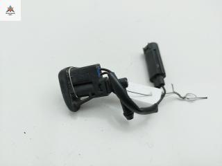 форсунка омывателя лобового стекла BMW 3 серия E46 [рестайлинг] 2004, 2.2 л., бензин, АКПП, серый, универсал, 7056731