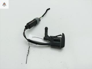 форсунка омывателя лобового стекла BMW 3 серия E46 [рестайлинг] 2004, 2.0 л., бензин, МКПП, серый, седан, 7056731