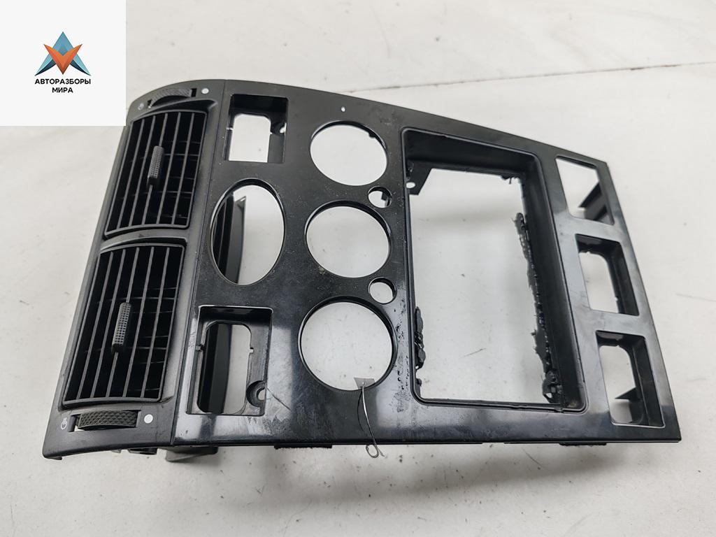 рамка под магнитолу Ford Mondeo 3 поколение 2002, 3.0 л., бензин, МКПП, синий, универсал, 1S7118522 - фото №1