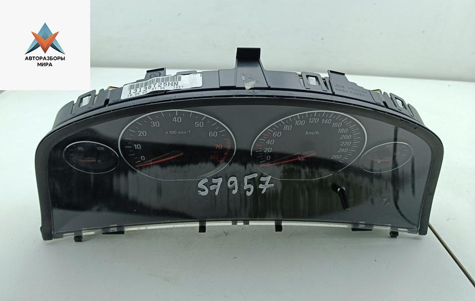 приборная панель Opel Signum C 2003, 2.2 л., бензин, МКПП, серый, хетчбэк 5 дв., 13136725HN - фото №1