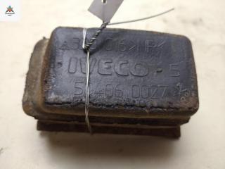 Отбойник подвески IVECO Daily 4 поколение 2007, 2.3 л., дизель, МКПП, синий, микроавтобус, 504060027