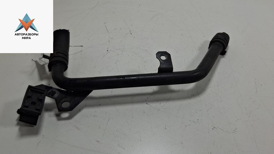 трубка охлаждающей жидкости Volkswagen Touran 1 поколение 2003, 1.6 л., бензин, МКПП, 1K0121070K - фото №1