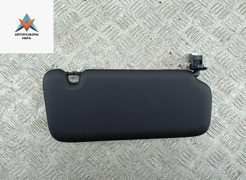 козырек солнцезащитный Mazda 3 BP 2019, 2.0 л., гибрид, МКПП, чёрный, хетчбэк 5 дв. - фото №1