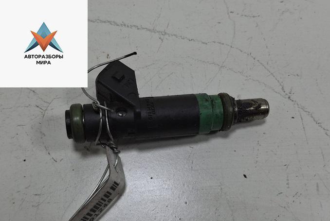 форсунка Ford Fusion 1 поколение 2004, 1.6 л., i, бензин, МКПП, синий, хетчбэк 5 дв., 98MFBB9F593 - фото №1