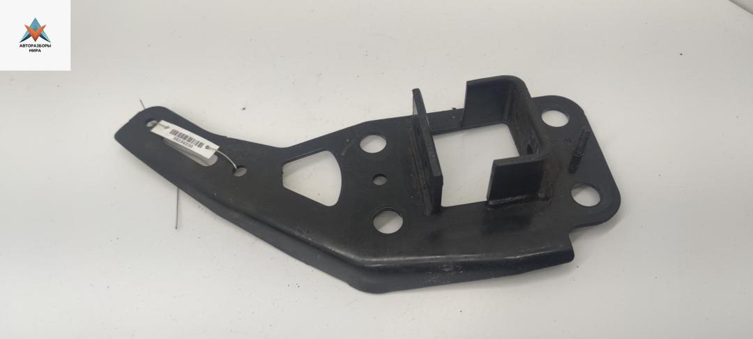 кронштейн (крепление) Audi A6 4F/C6 2006, 2.0 л., TFSI, бензин, МКПП, серый, универсал, 4F0805499B - фото №1