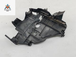 крепление фары правой Volkswagen Touareg 1 поколение 2003, 2.5 л., дизель, АКПП, чёрный, внедорожник 5 дв.