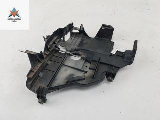 крепление фары левой Volkswagen Touareg 1 поколение 2003, 2.5 л., дизель, АКПП, чёрный, внедорожник 5 дв.