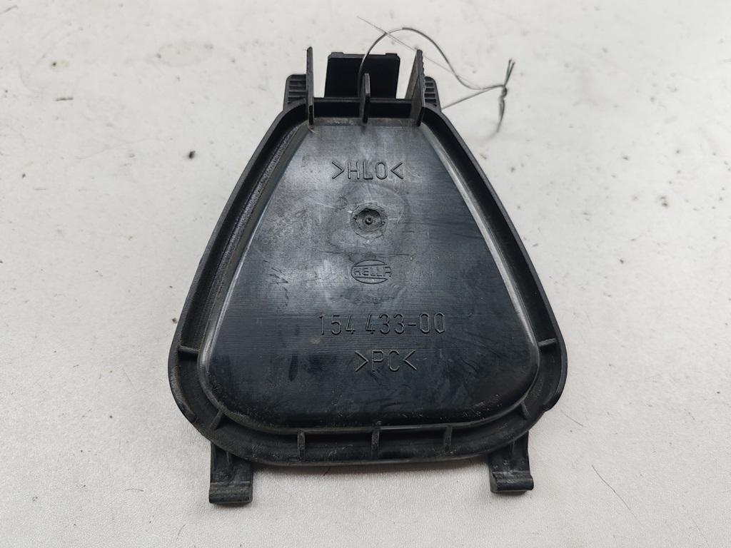 Крышка (заглушка) задняя фары Volkswagen Passat B5+ (GP) 2002, 1.9 л., дизель, МКПП, синий, универсал, 15443300