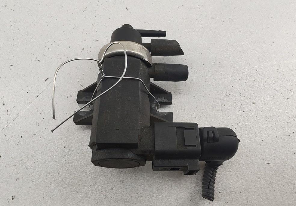 клапан EGR Volkswagen Touareg 2003, 2.5 л., дизель, АКПП, чёрный, внедорожник 5 дв., 1J0906627