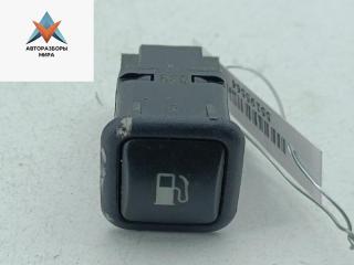 Кнопка открывания лючка топливного бака Volkswagen Passat B5 1999, 1.6 л., бензин, МКПП, синий, универсал, 3B0959833A