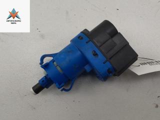 Датчик (включатель) стоп-сигнала Mazda 3 BP 2019, 2.0 л., гибрид, МКПП, чёрный, хетчбэк 5 дв., BN7N