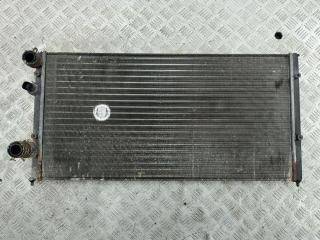 радиатор охлаждения Volkswagen Passat B4 1995, 1.6 л., бензин, МКПП, синий, универсал, 3A0121253T