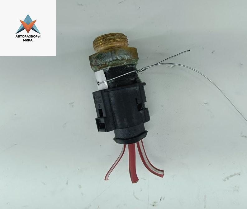 датчик температуры Skoda Fabia 1 поколение (6Y) 2003, 1.4 л., бензин, МКПП, синий, хетчбэк 5 дв., 1J0959481A - фото №1